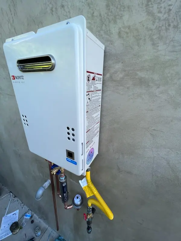 Tankless water heater installation for Vinvale homes